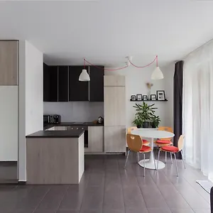  Apartment Dobo